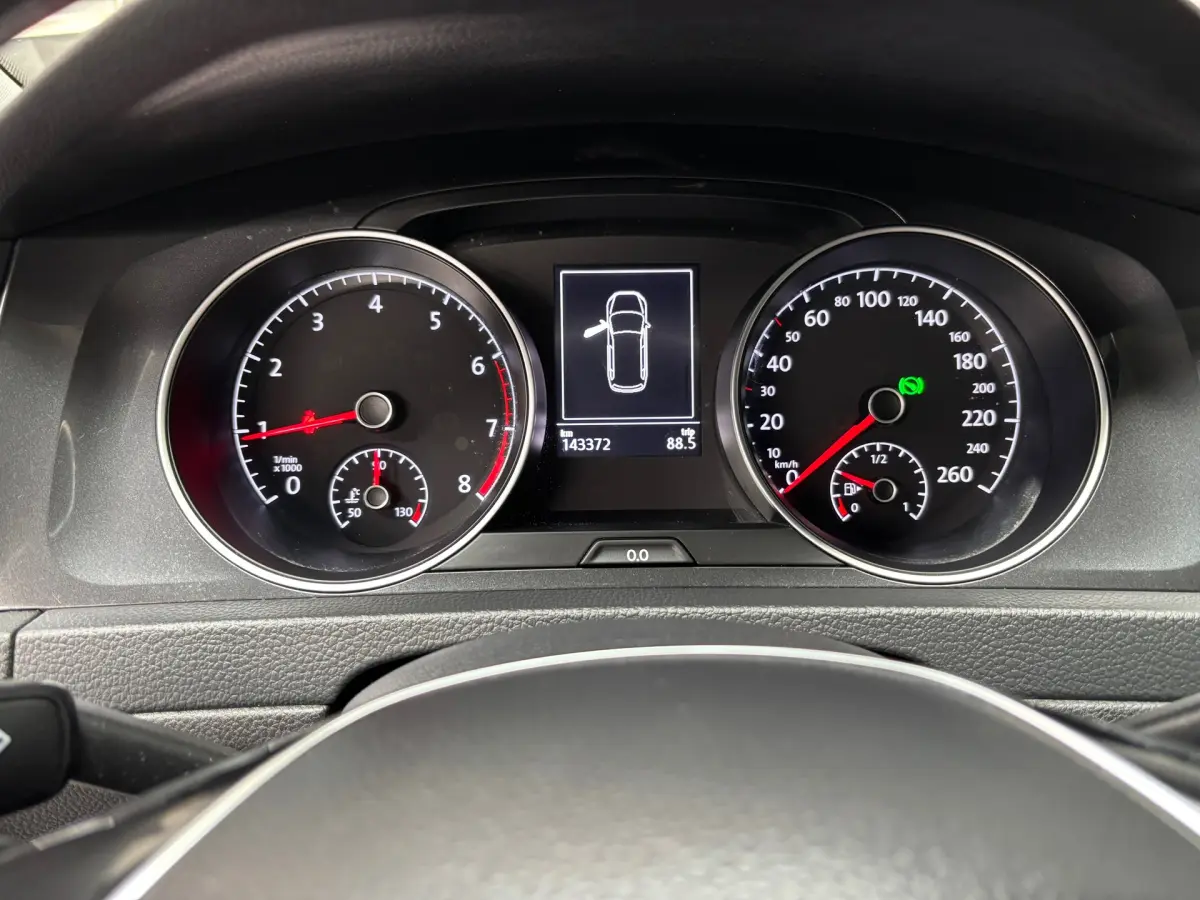 Golf Variant 1.5 TSI Comfortline Business / Camera / Carplay