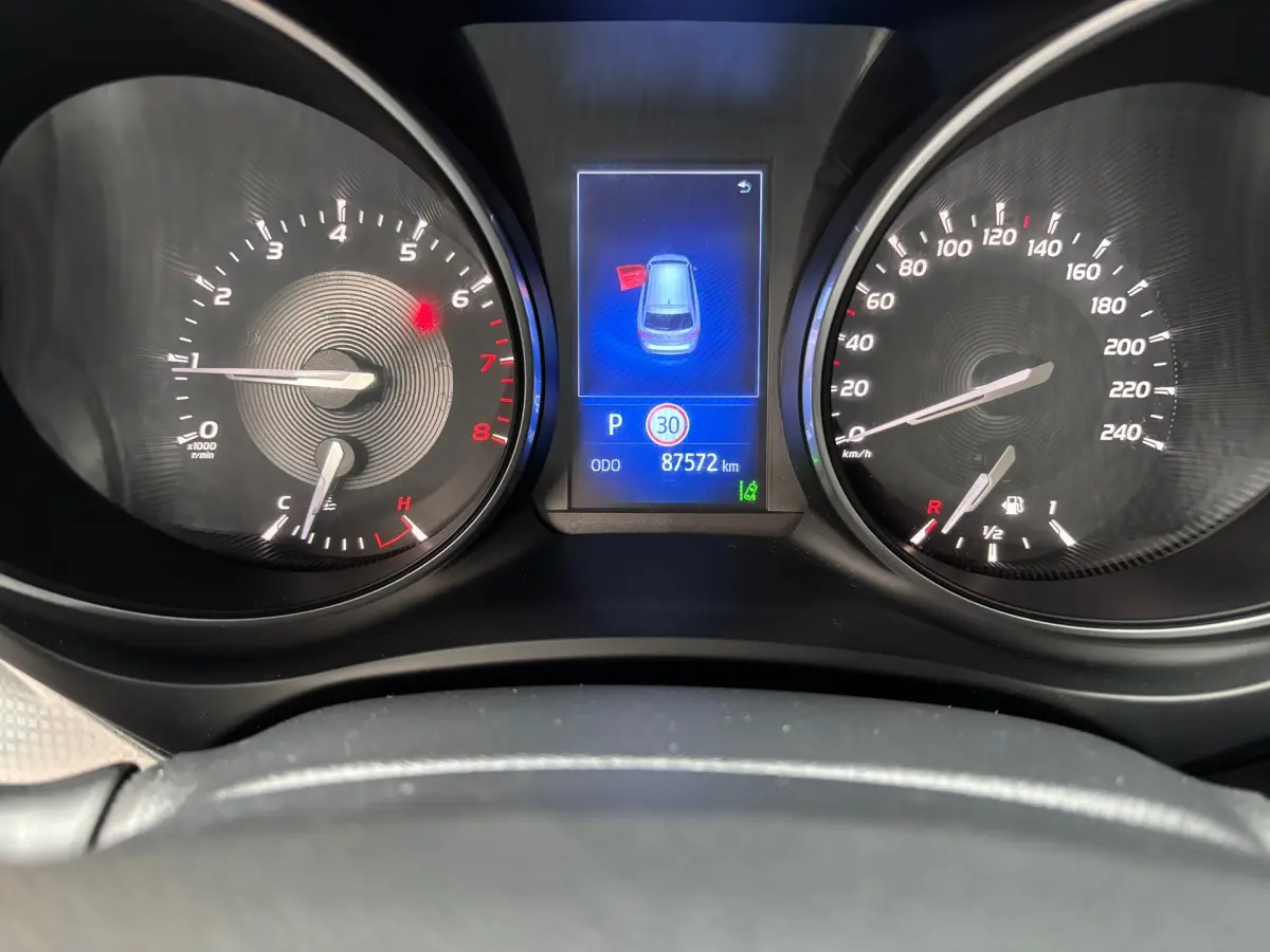 Avensis Touring Sports 1.8 VVT-i Edition / Camera