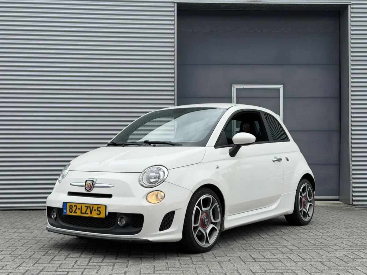 Fiat 500 2010 Benzine Handgeschakeld leasen
