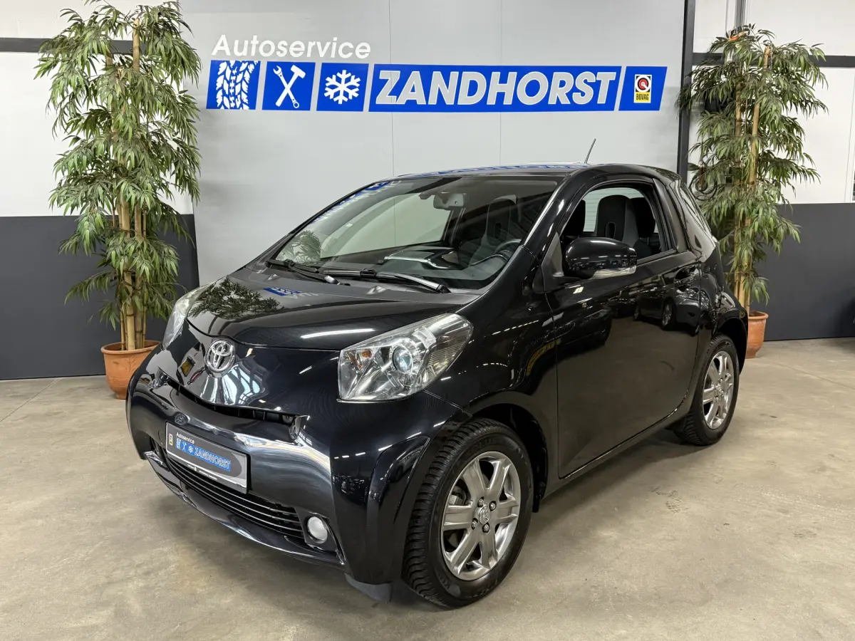 Toyota iQ 2014 Benzine Handgeschakeld leasen