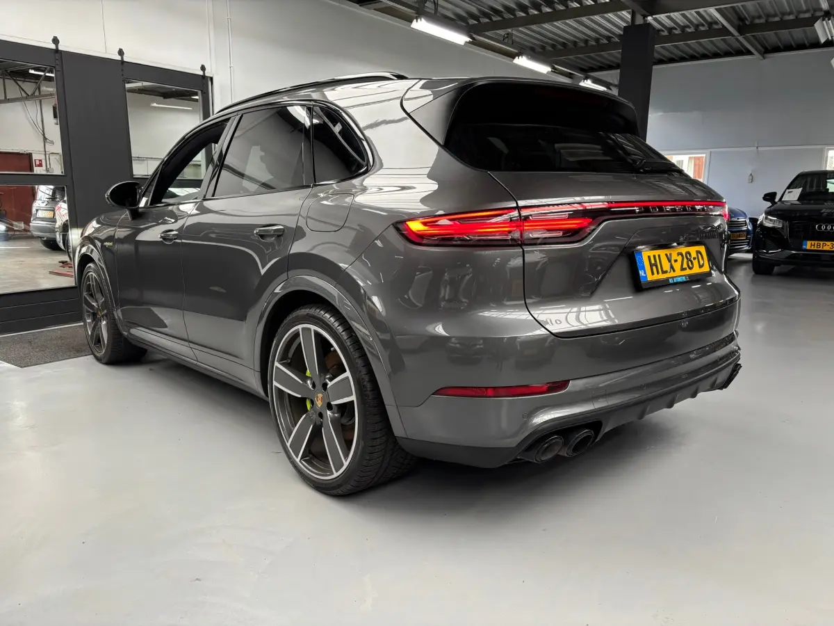Cayenne 3.0 E-Hybrid / Panorama / Sport