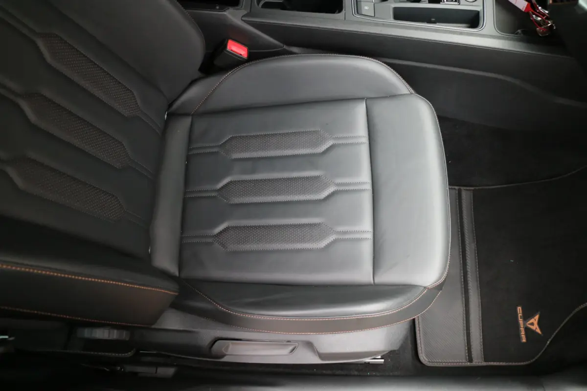 Formentor 1.4 e-Hybrid VZ Performance | PHEV | Trekhaak | Camera |