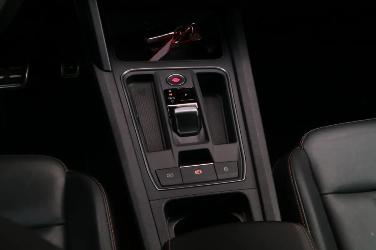 Formentor 1.4 e-Hybrid VZ Performance | PHEV | Trekhaak | Camera |