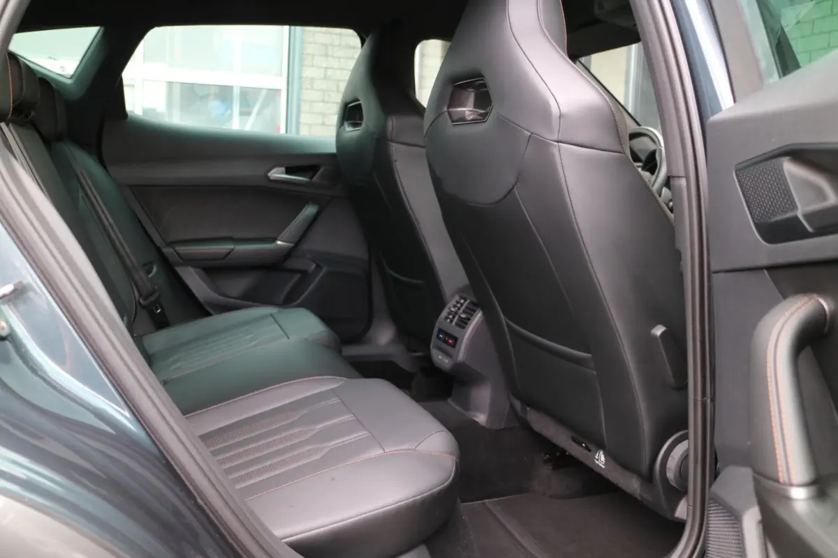 Formentor 1.4 e-Hybrid VZ Performance | PHEV | Trekhaak | Camera |
