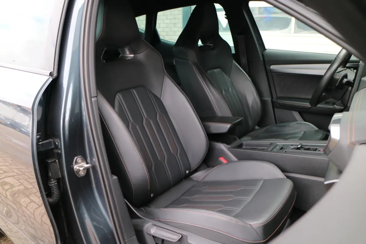 Formentor 1.4 e-Hybrid VZ Performance | PHEV | Trekhaak | Camera |