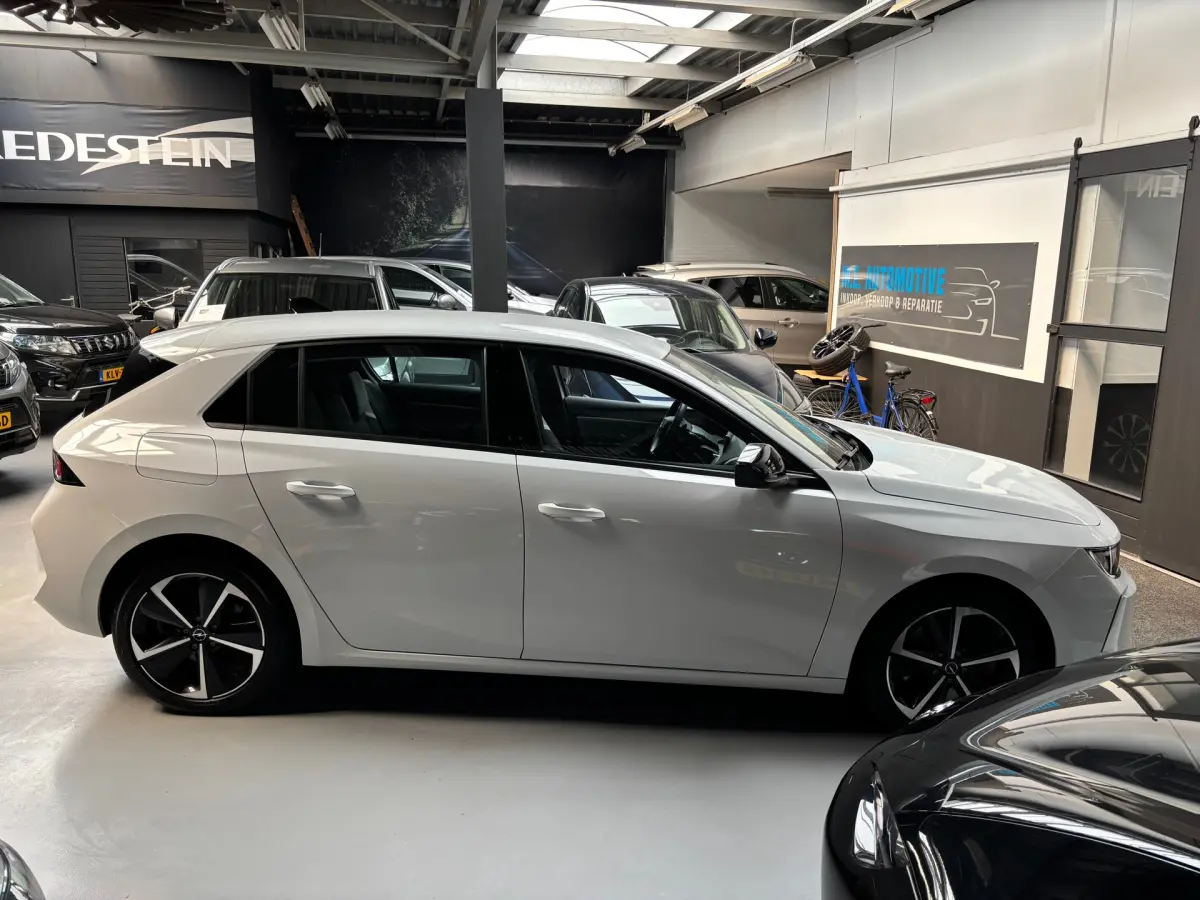 Astra 1.6 Hybrid Edition Carplay