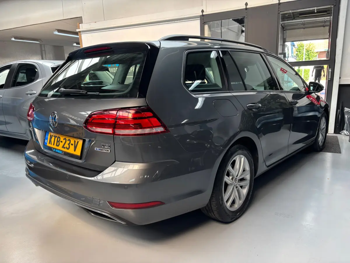 Golf Variant 1.5 TSI Comfortline Business / Camera / Carplay