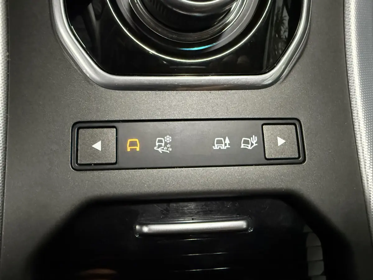 Range Rover Evoque 2.0 Si 4WD Prestige Business Edition // Leer // Meridian