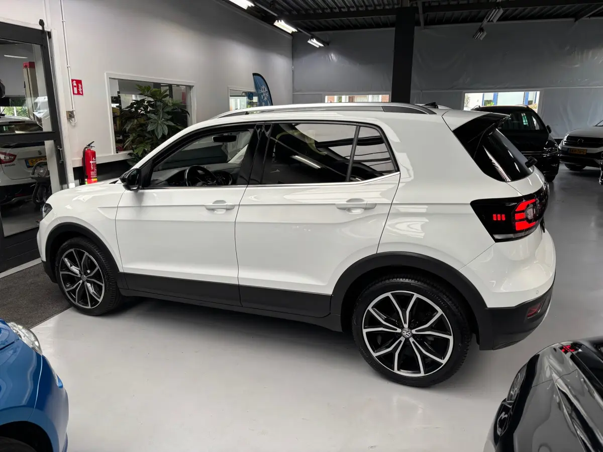 T-Cross 1.0 TSI Style / Navigatie / Stoelverwarming