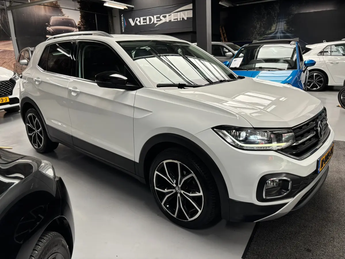 T-Cross 1.0 TSI Style / Navigatie / Stoelverwarming
