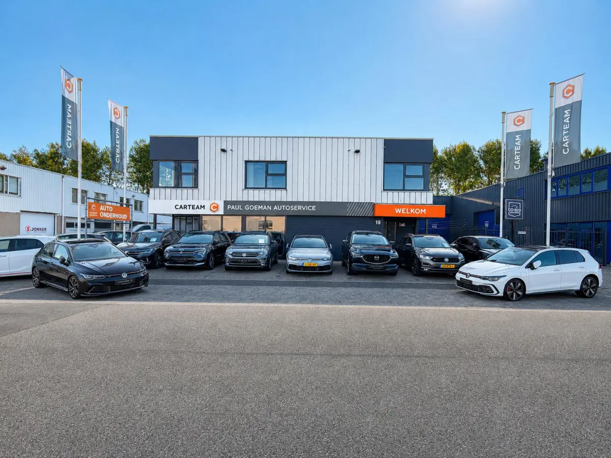 A-Klasse 180 Star Edition | Keyless | Pano | Sfeer | Camera | Stoel verwarming |