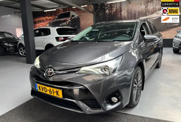 Avensis Touring Sports 1.8 VVT-i SkyView Edition / Camera
