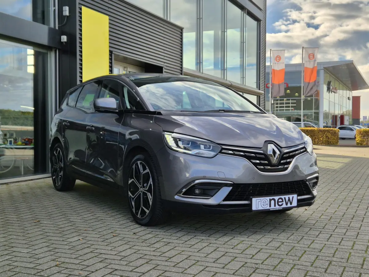 Grand Scénic 1.3 TCe 140 Techno 7pers. Camera, Blind Spot detectie, Navigatie, All Season banden