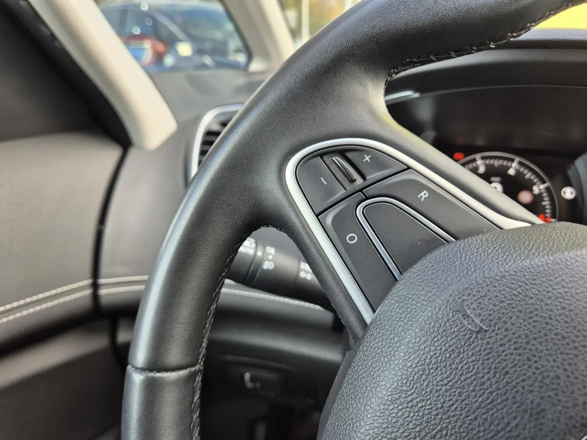Grand Scénic 1.3 TCe 140 Techno 7pers. Camera, Blind Spot detectie, Navigatie, All Season banden