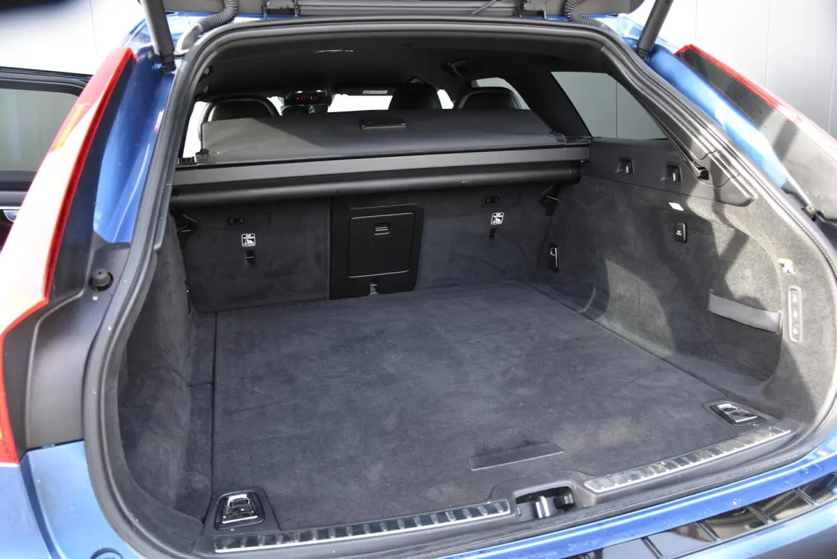 V90 2.0 T4 R-Design Polestar Engineered
