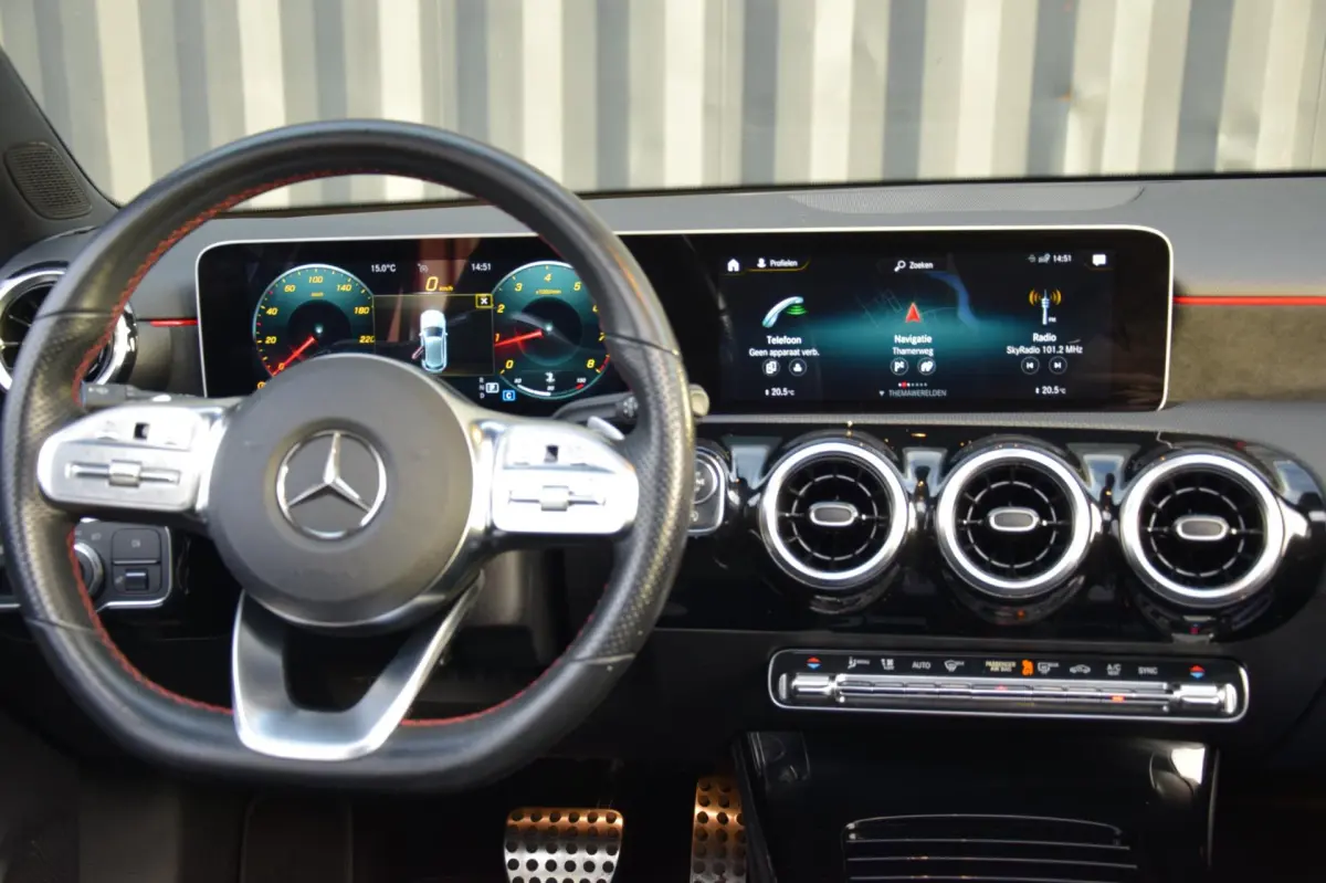 A-Klasse 180 Business Solution AMG, Panorama dak, Allseason Banden