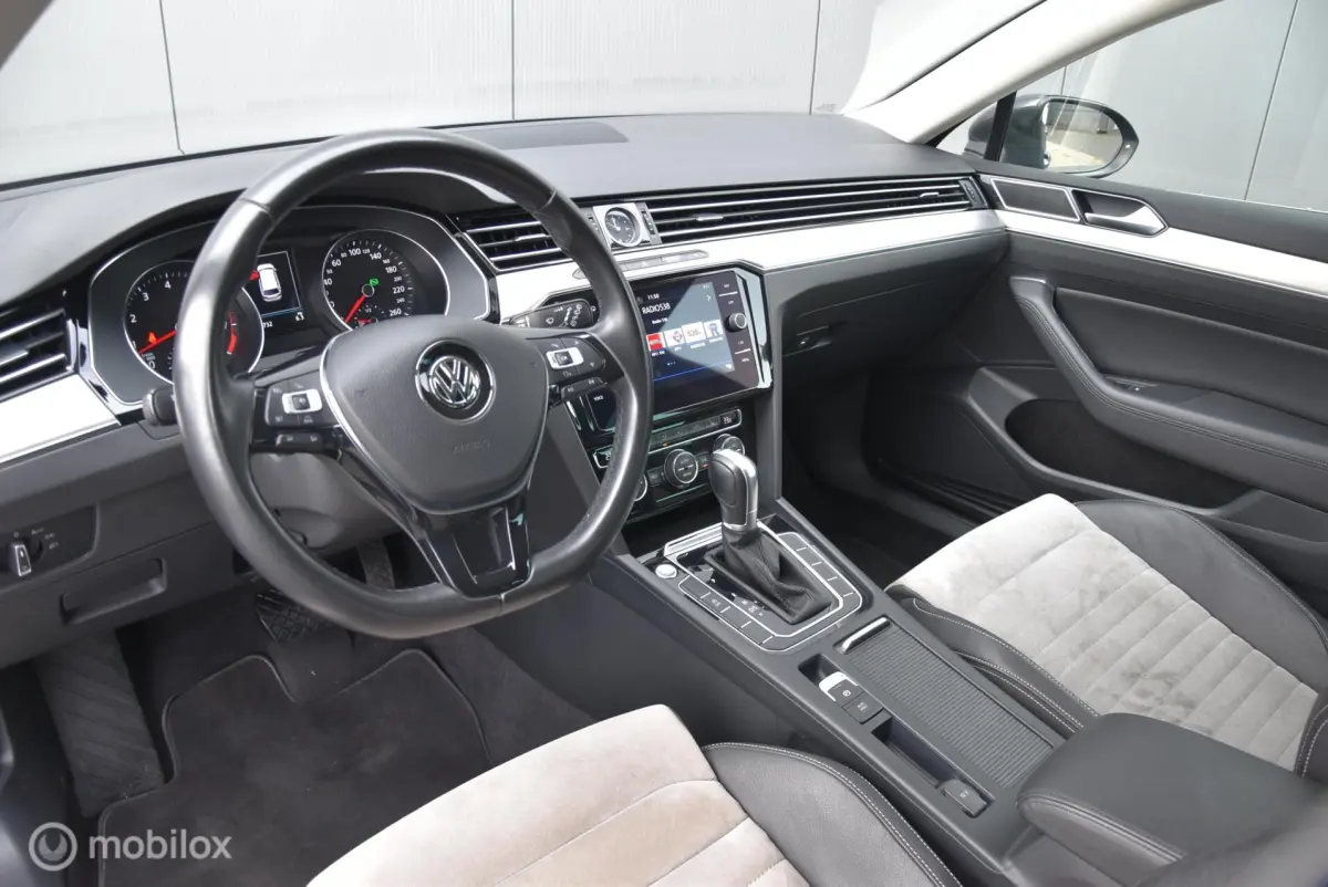 Passat Variant 1.4 TSI | DSG | Stoelverw | Adap Cruise |