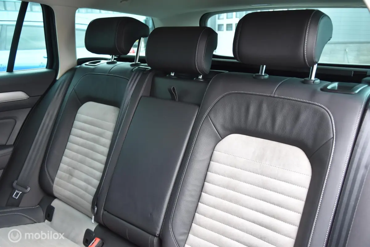 Passat Variant 1.4 TSI | DSG | Stoelverw | Adap Cruise |