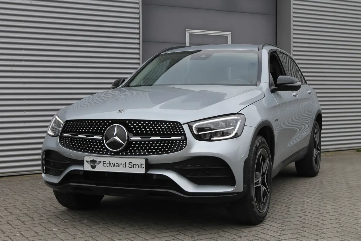 GLC 300e 4MATIC Business Solution AMG I PHEV I Aut. I Navi I Leder I Camera