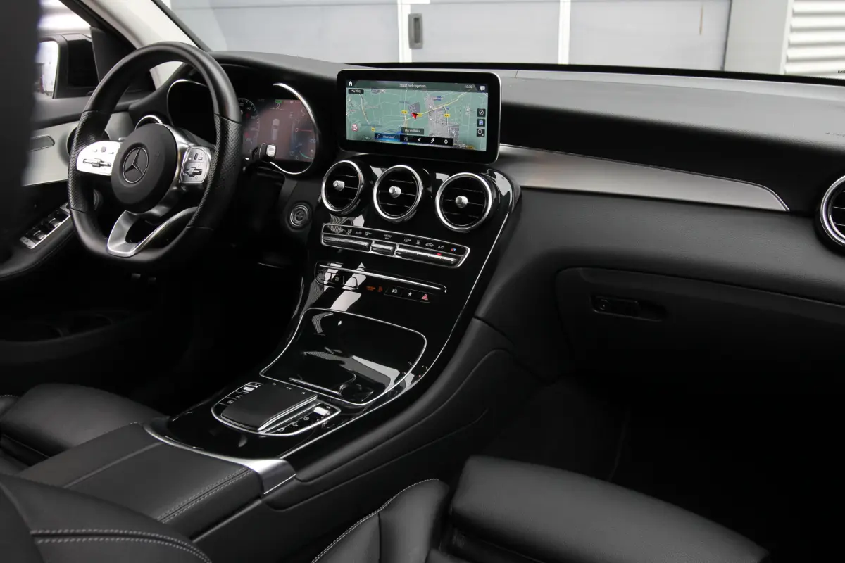 GLC 300e 4MATIC Business Solution AMG I PHEV I Aut. I Navi I Leder I Camera