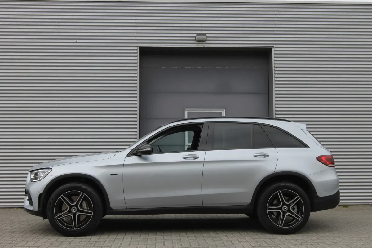 GLC 300e 4MATIC Business Solution AMG I PHEV I Aut. I Navi I Leder I Camera