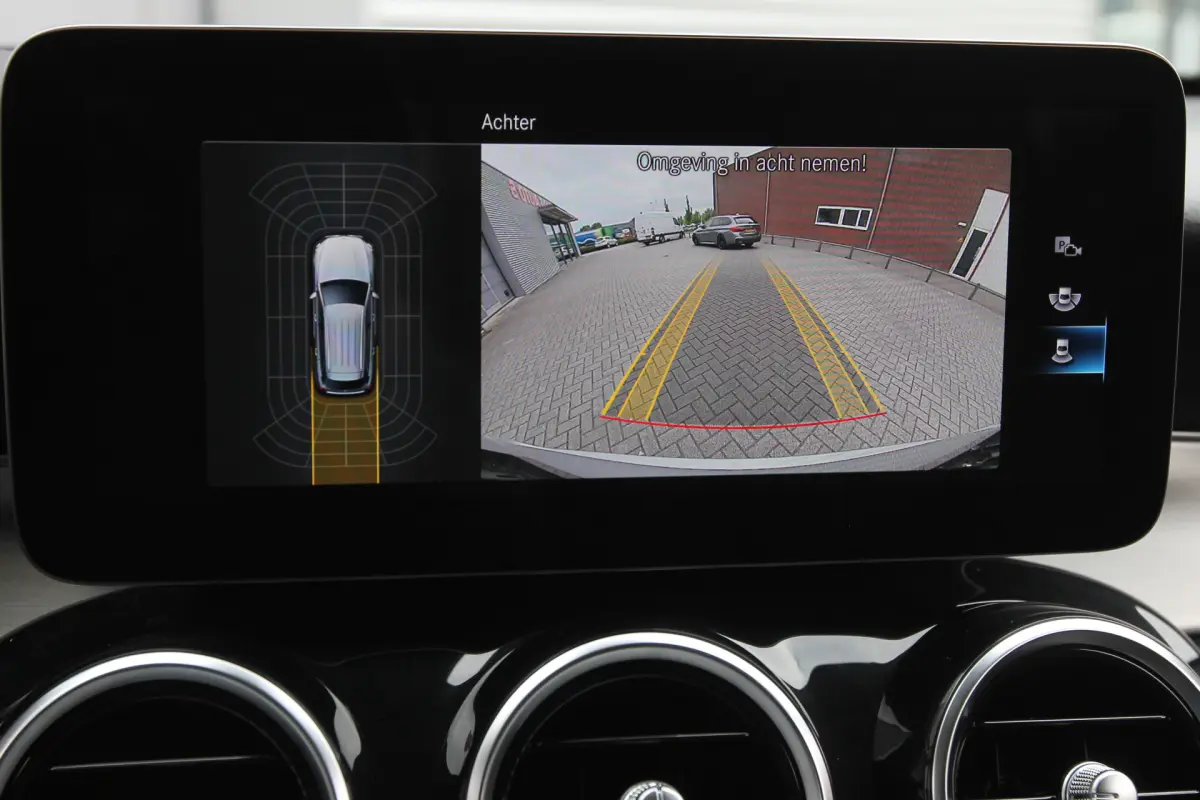 GLC 300e 4MATIC Business Solution AMG I PHEV I Aut. I Navi I Leder I Camera