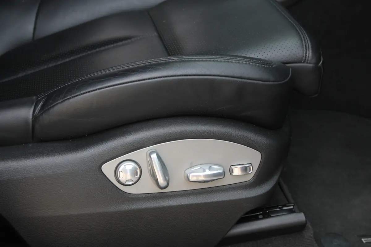 Macan 2.0 I Aut. I Navi I Leder