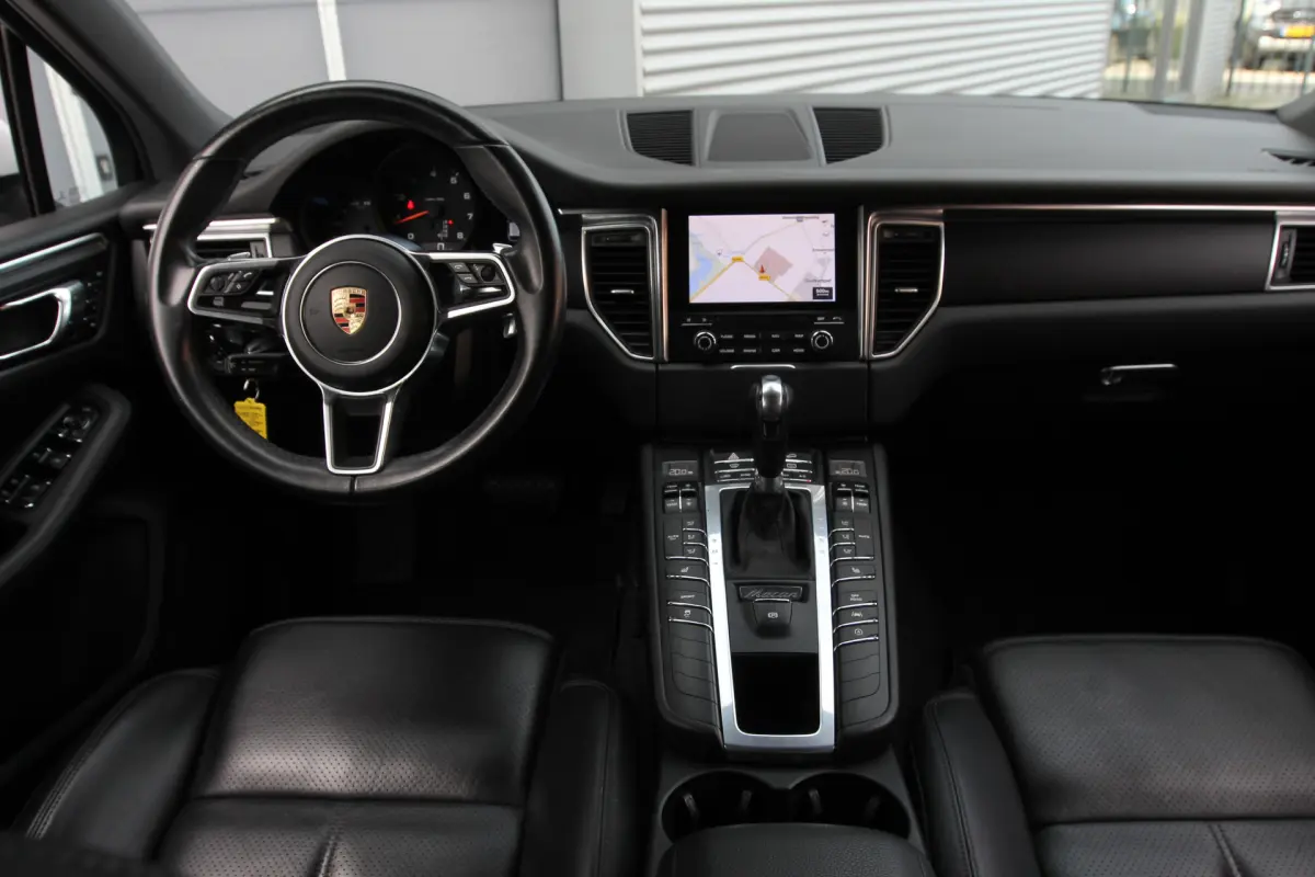 Macan 2.0 I Aut. I Navi I Leder