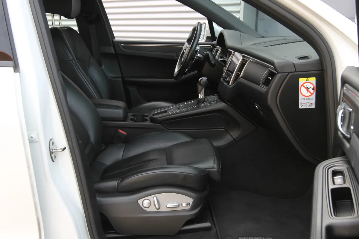 Macan 2.0 I Aut. I Navi I Leder