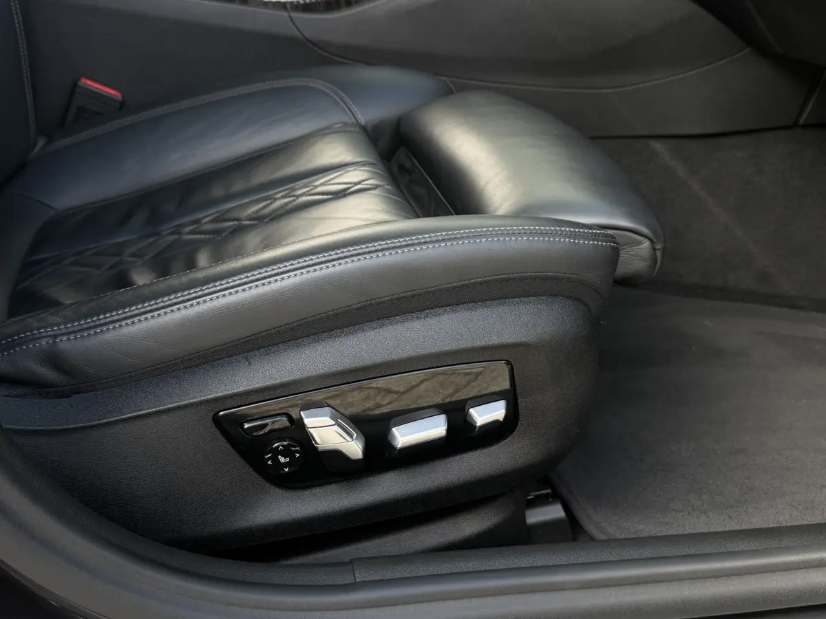 5 Serie M550i xDrive High Executive I Aut. I 463 PK I Leder I Schuifdak I Carplay