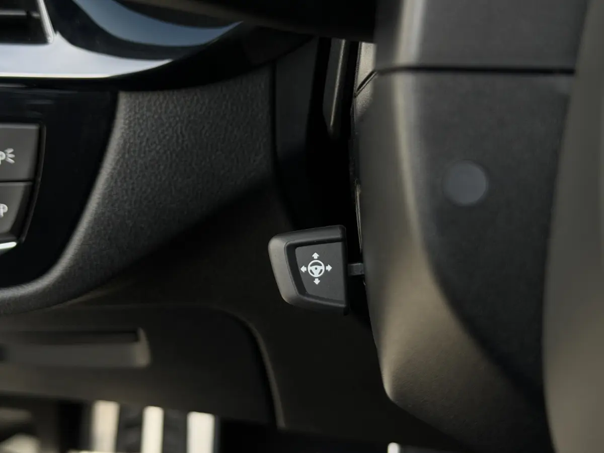 5 Serie M550i xDrive High Executive I Aut. I 463 PK I Leder I Schuifdak I Carplay