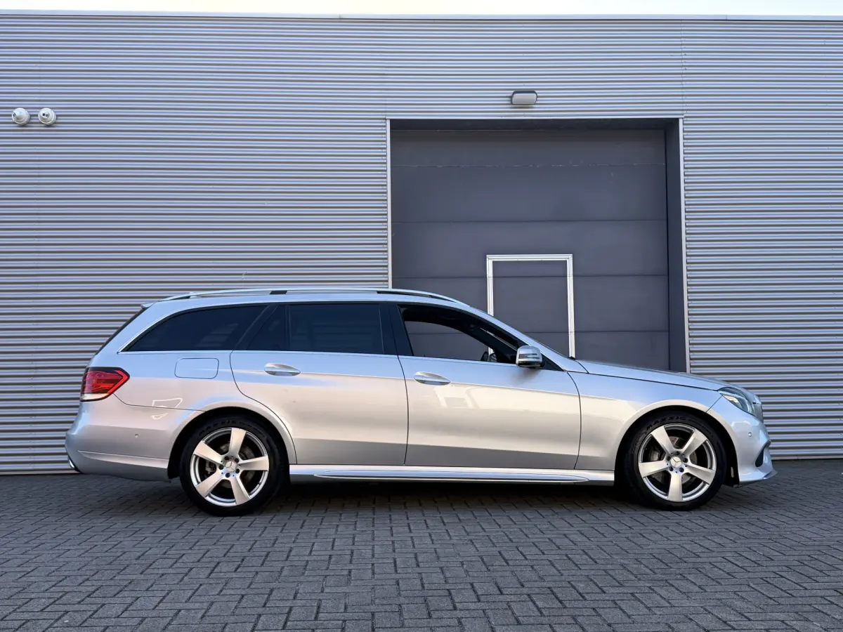 E-Klasse Estate 300 BlueTEC HYBRID Prestige Avantgarde AMG I Aut. I Leder I Schuifdak I Navi