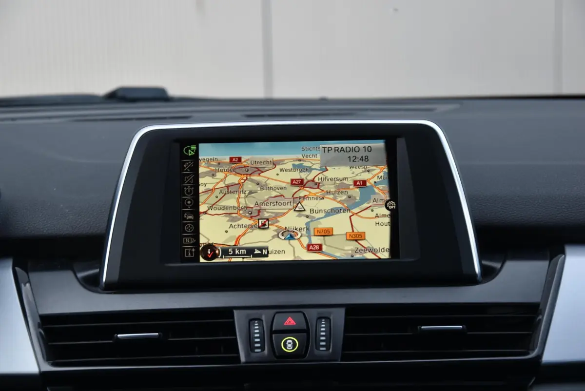2 Serie Active Tourer 218i | Cruise | Climate | Trekhaak |