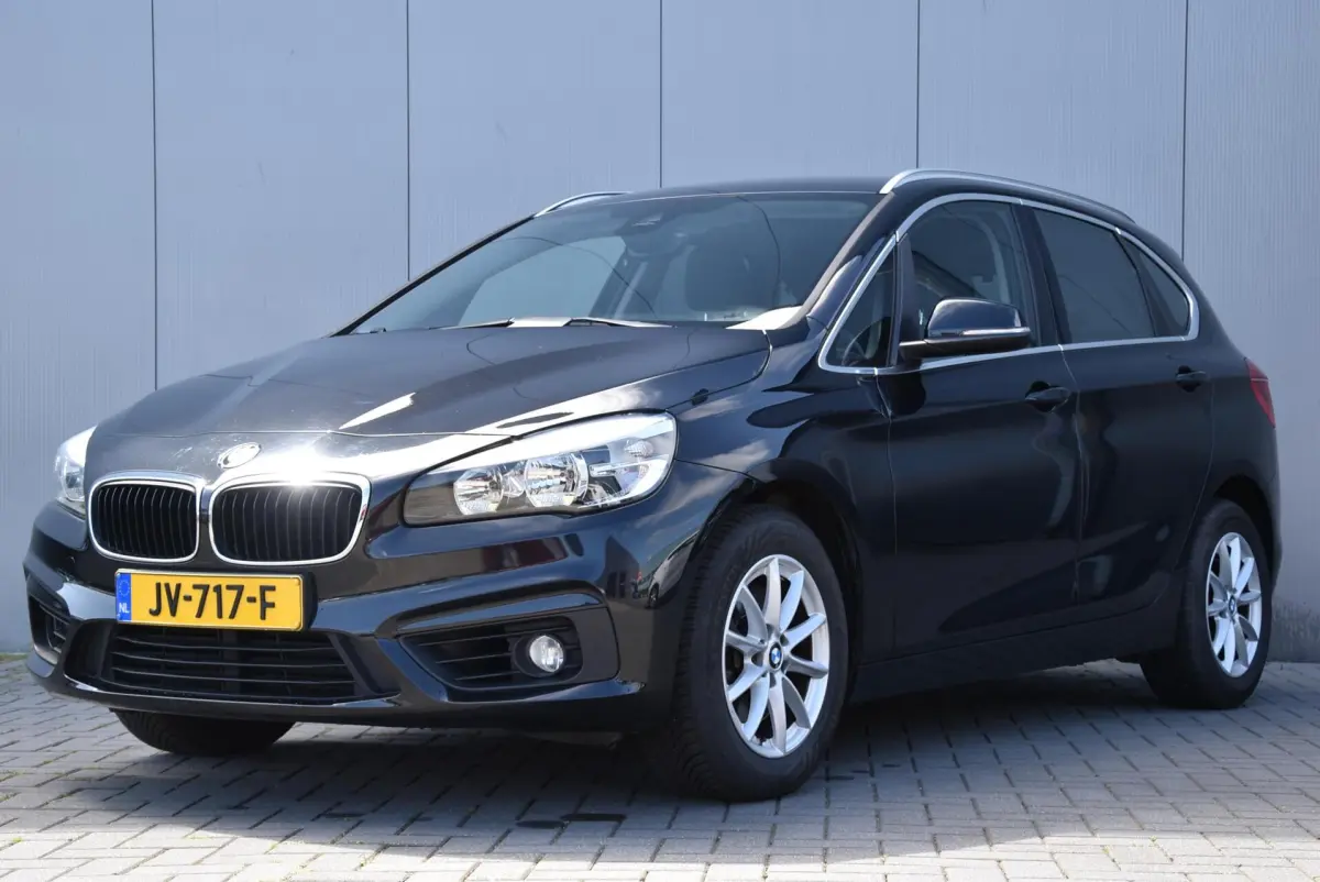 2 Serie Active Tourer 218i | Cruise | Climate | Trekhaak |