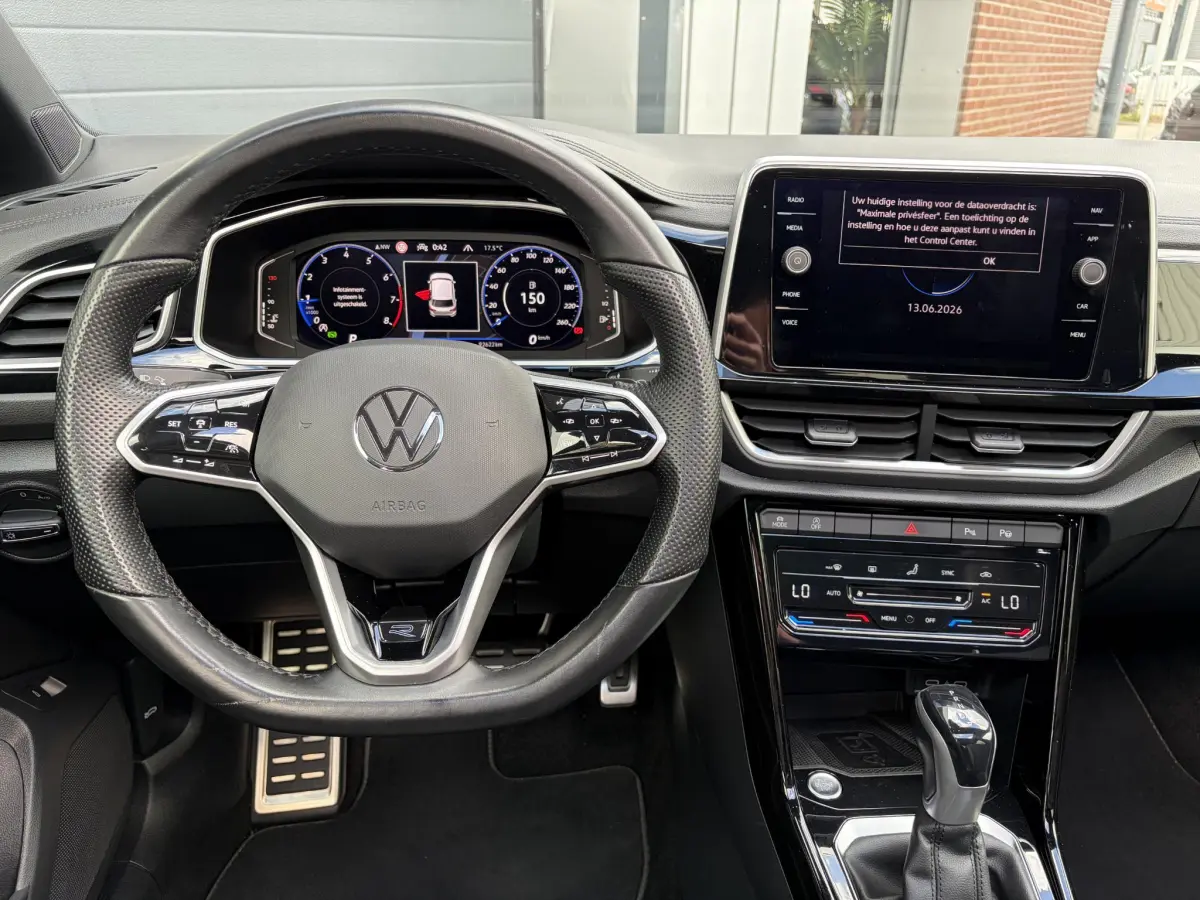 T-Roc 1.5 TSI R-Line Business+ | 3x R Line | Virtual | Pano | Camera | Keyless |