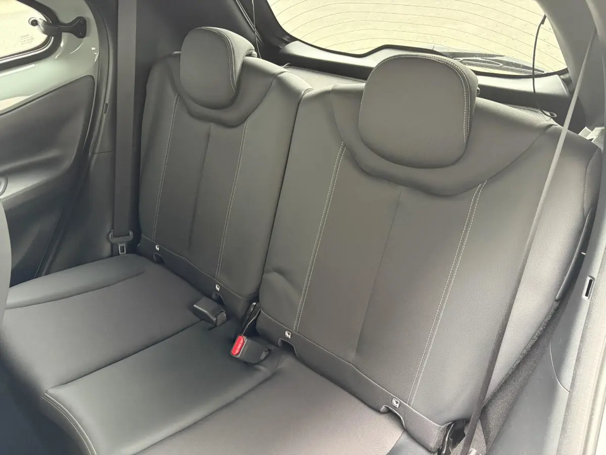 Aygo X 1.0 VVT-i S-CVT Premium Design Pack/Adaptive cruise/Clima/VOL!