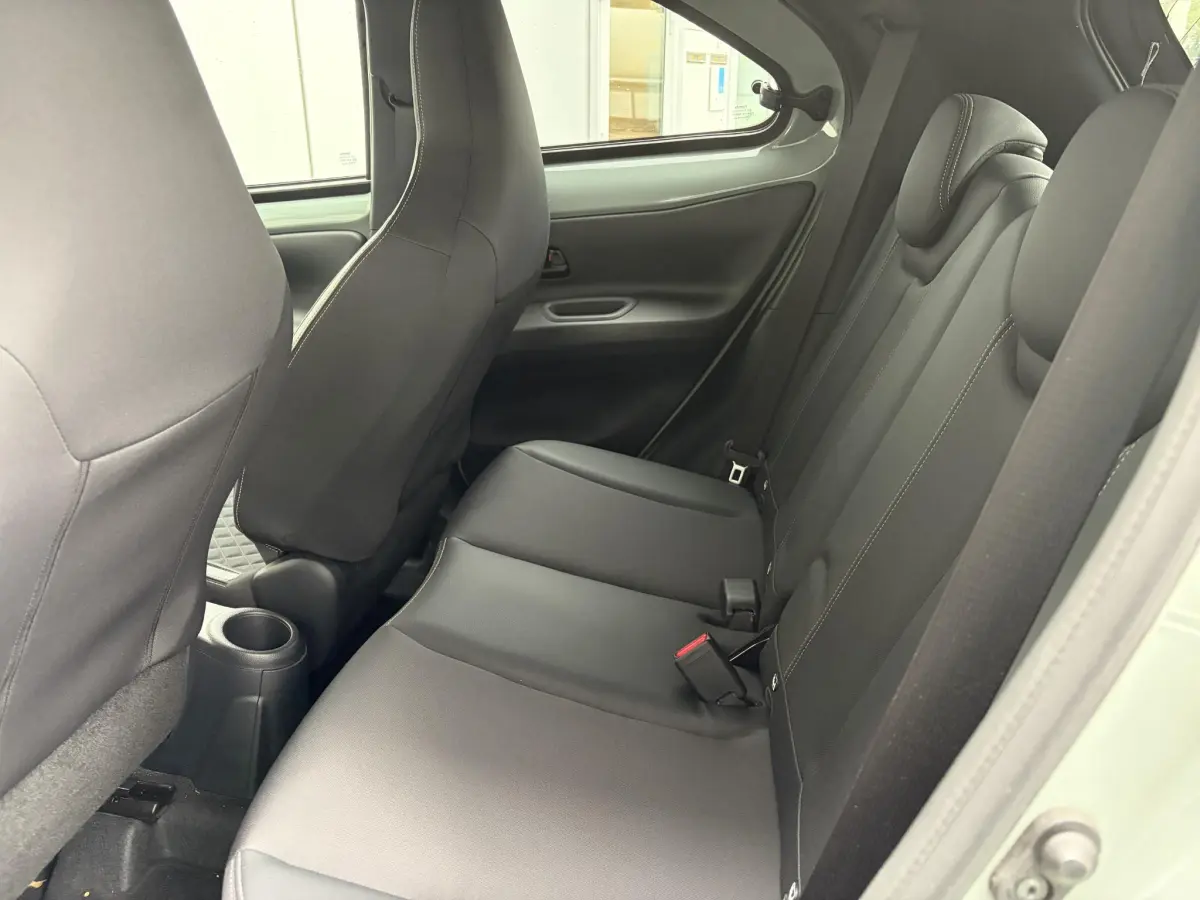 Aygo X 1.0 VVT-i S-CVT Premium Design Pack/Adaptive cruise/Clima/VOL!