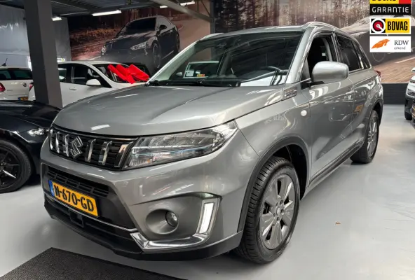 Vitara 1.4 Boosterjet Select Smart Hybrid / Navi / Stoelverwarming