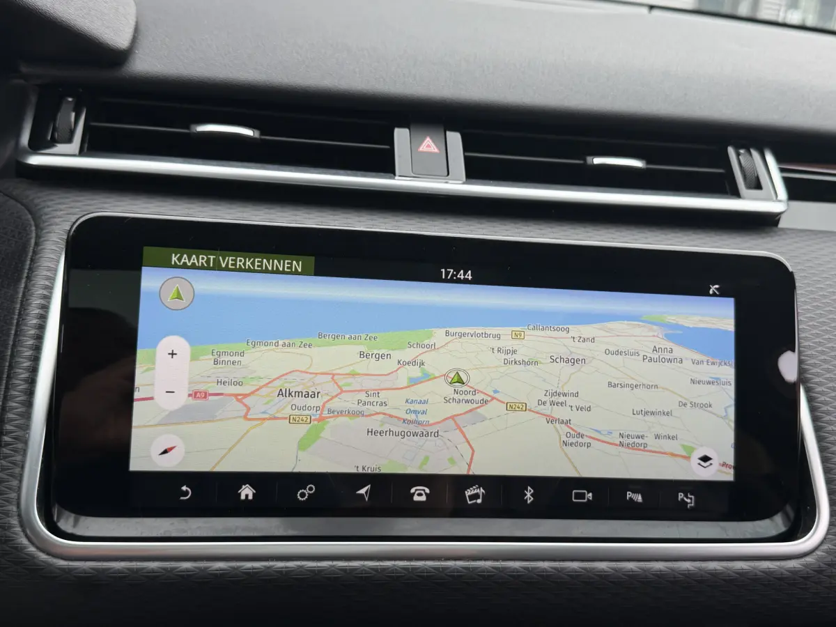 Range Rover Velar 2.0 P300 Turbo AWD R-Dynamic HSE I Aut. I Pano.dak I Leder I Camera I Carplay I ACC I HUD