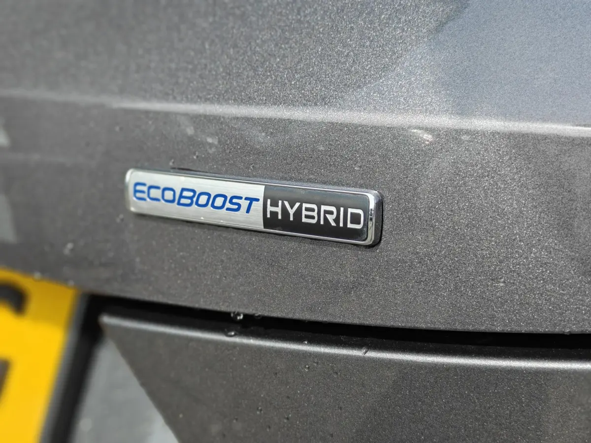 Puma 1.0 EcoBoost Hybrid Titanium | Automaat | Clima | Cruise