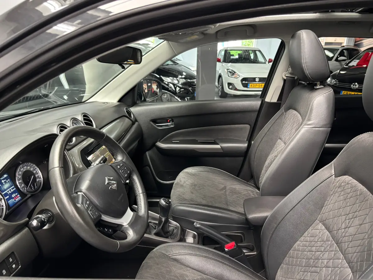 Vitara 1.0 Boosterjet Stijl