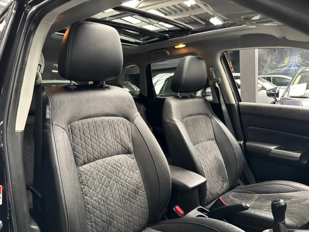 Vitara 1.0 Boosterjet Stijl