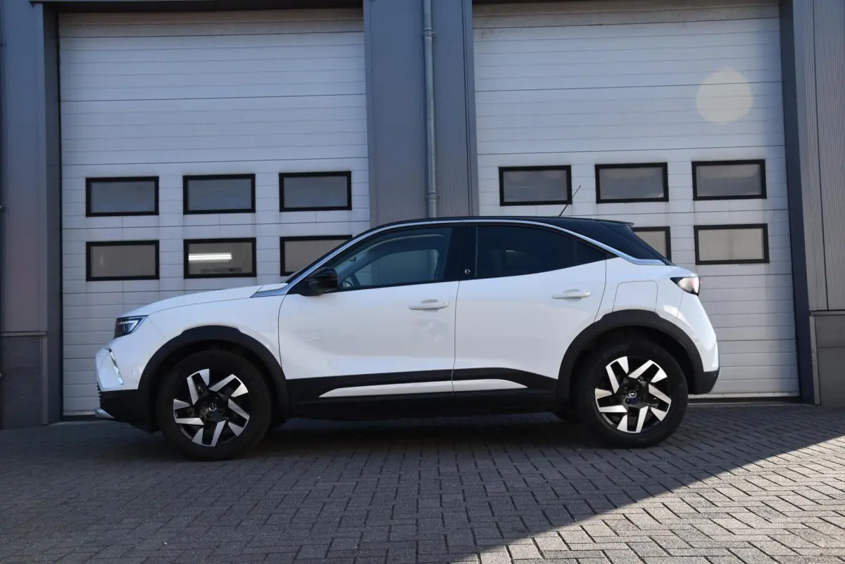 Mokka-e Business Elegance 50-kWh 11kw bl.