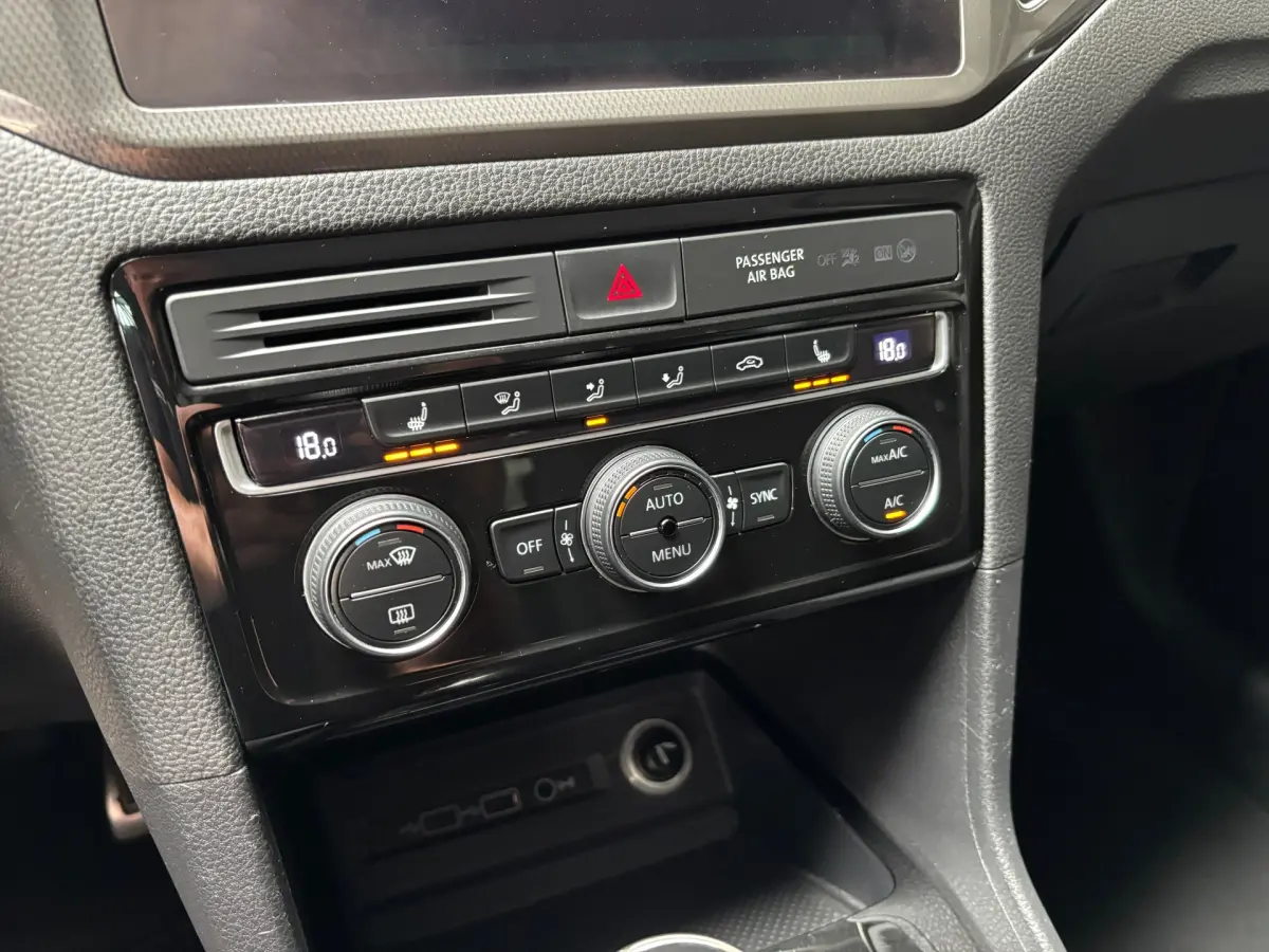 Golf Sportsvan 1.0 TSI Highline Edition Camera / Navigatie