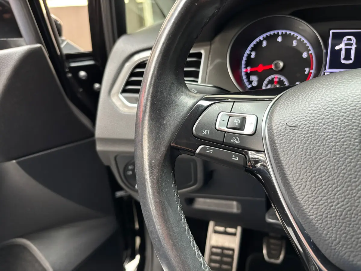 Golf Sportsvan 1.0 TSI Highline Edition Camera / Navigatie
