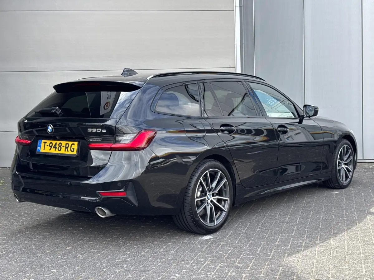 3 Serie Touring 330e Sportline | Panodak | Plug-In Hybrid