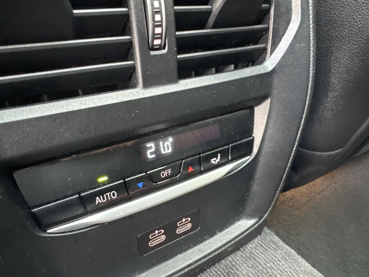3 Serie Touring 330e Sportline | Panodak | Plug-In Hybrid
