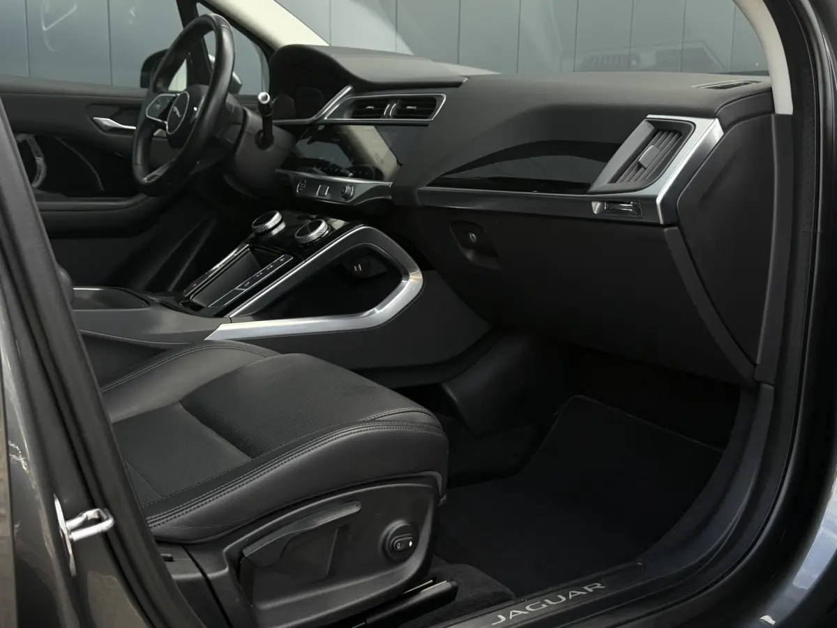 I-PACE EV400 Business Edition S 90 kWh I Pano.dak I Leder I Carplay