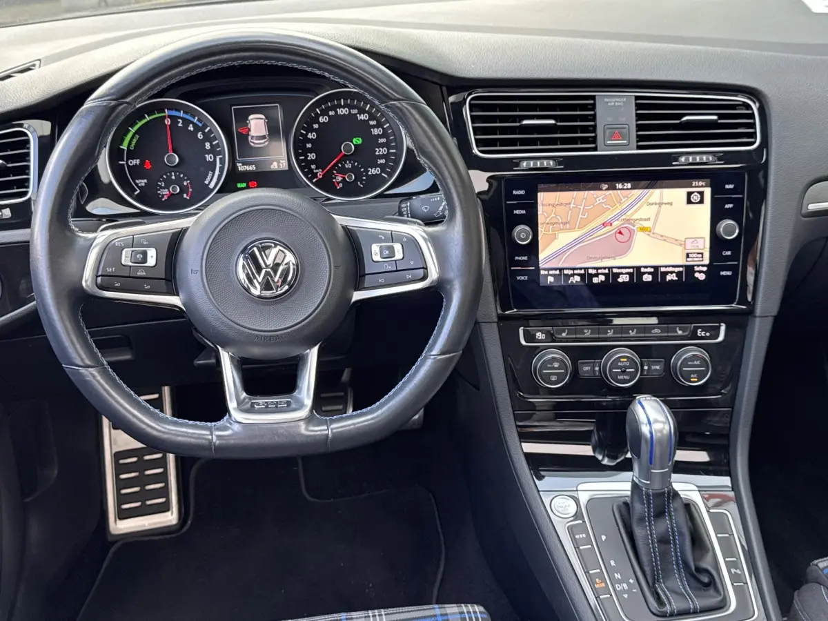 Golf 1.4 TSI PHEV GTE | Panodak