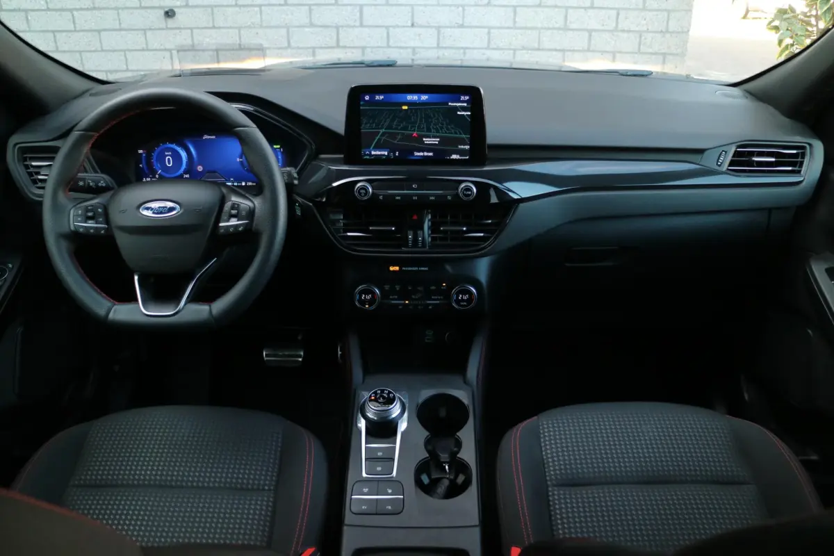 Kuga 2.5 PHEV ST-Line | Camera | Trekhaak | Goed onderhouden! |